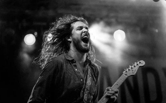 汽車(chē)音響發(fā)燒友是群什么人？很多人都搞不懂，你是發(fā)燒友嗎？