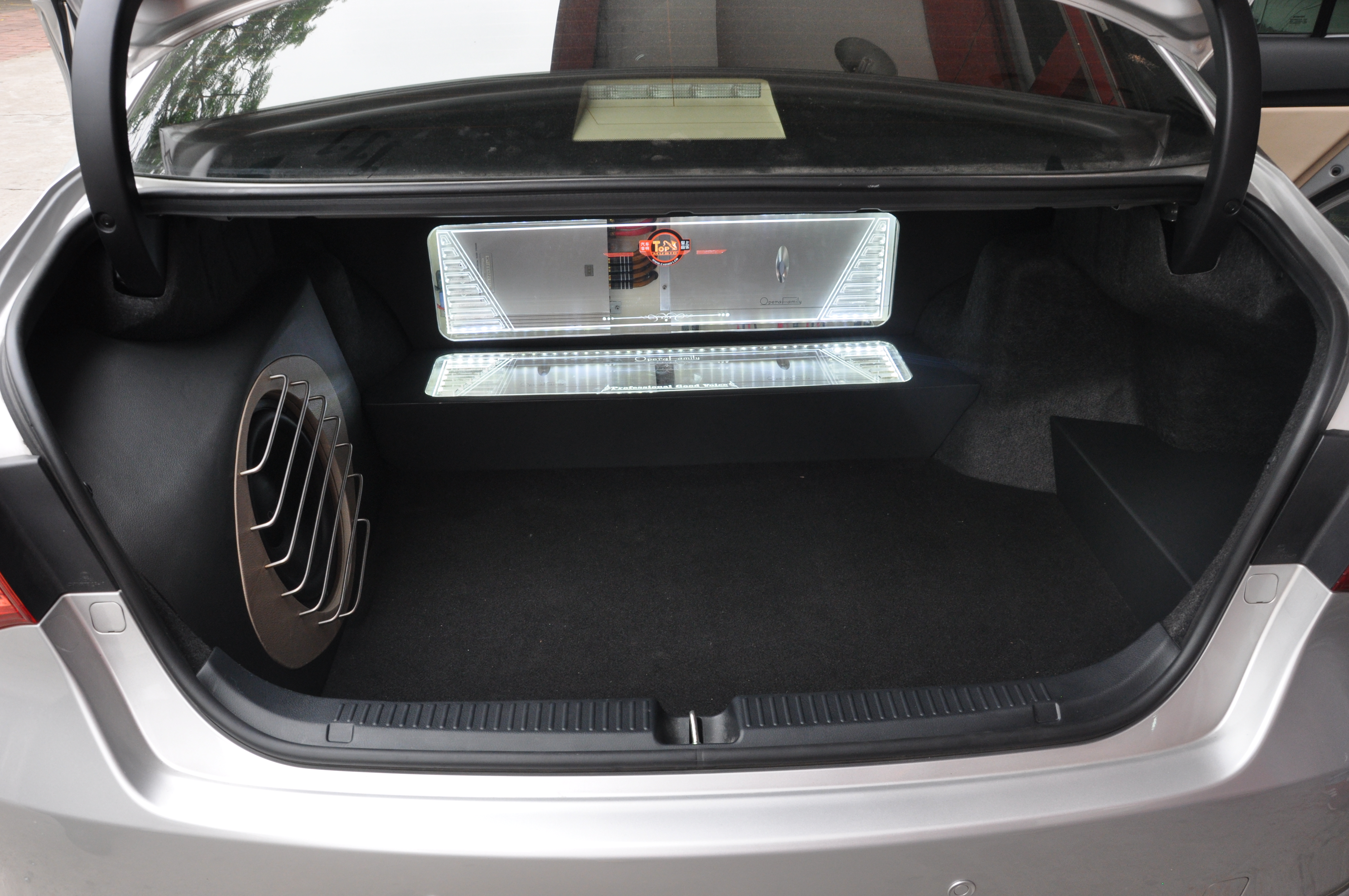 長(zhǎng)安逸動(dòng)汽車音響改裝升級(jí)歌劇世家，解決行...