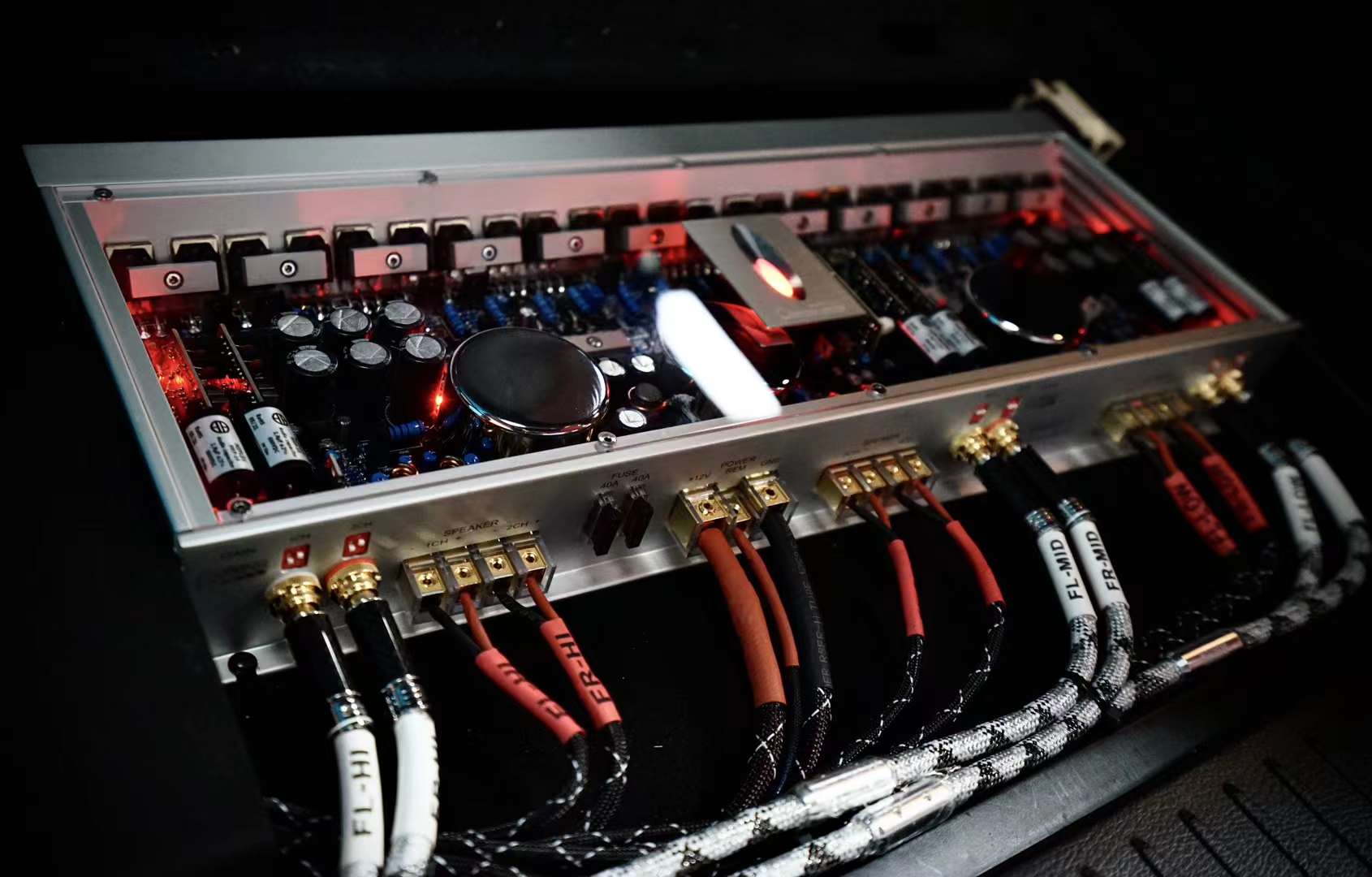 豐田漢蘭達(dá)音響二次升級 歌劇世家CL 7...