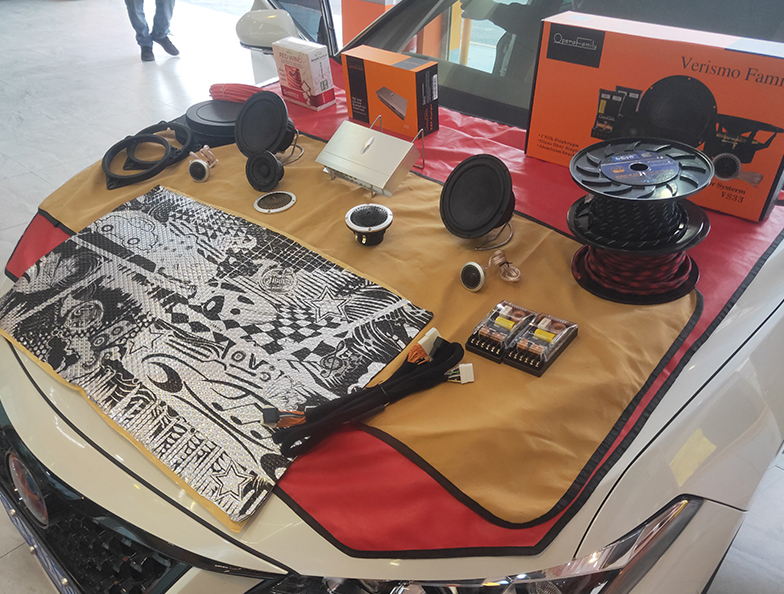 豐田亞洲龍改裝歌劇世家音響 輕燒小系統(tǒng)音...