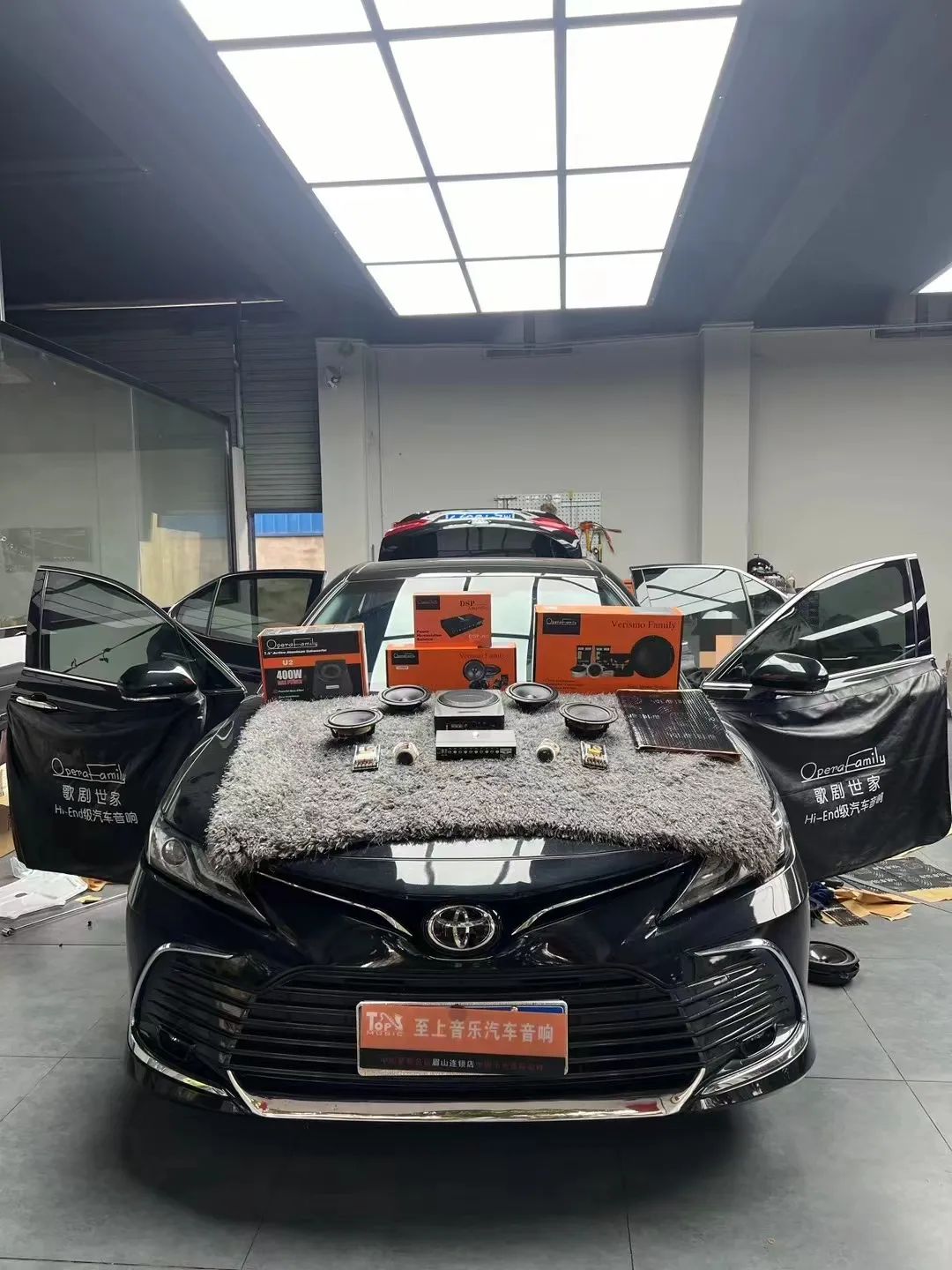 豐田凱美瑞音響升級，享受音樂之旅