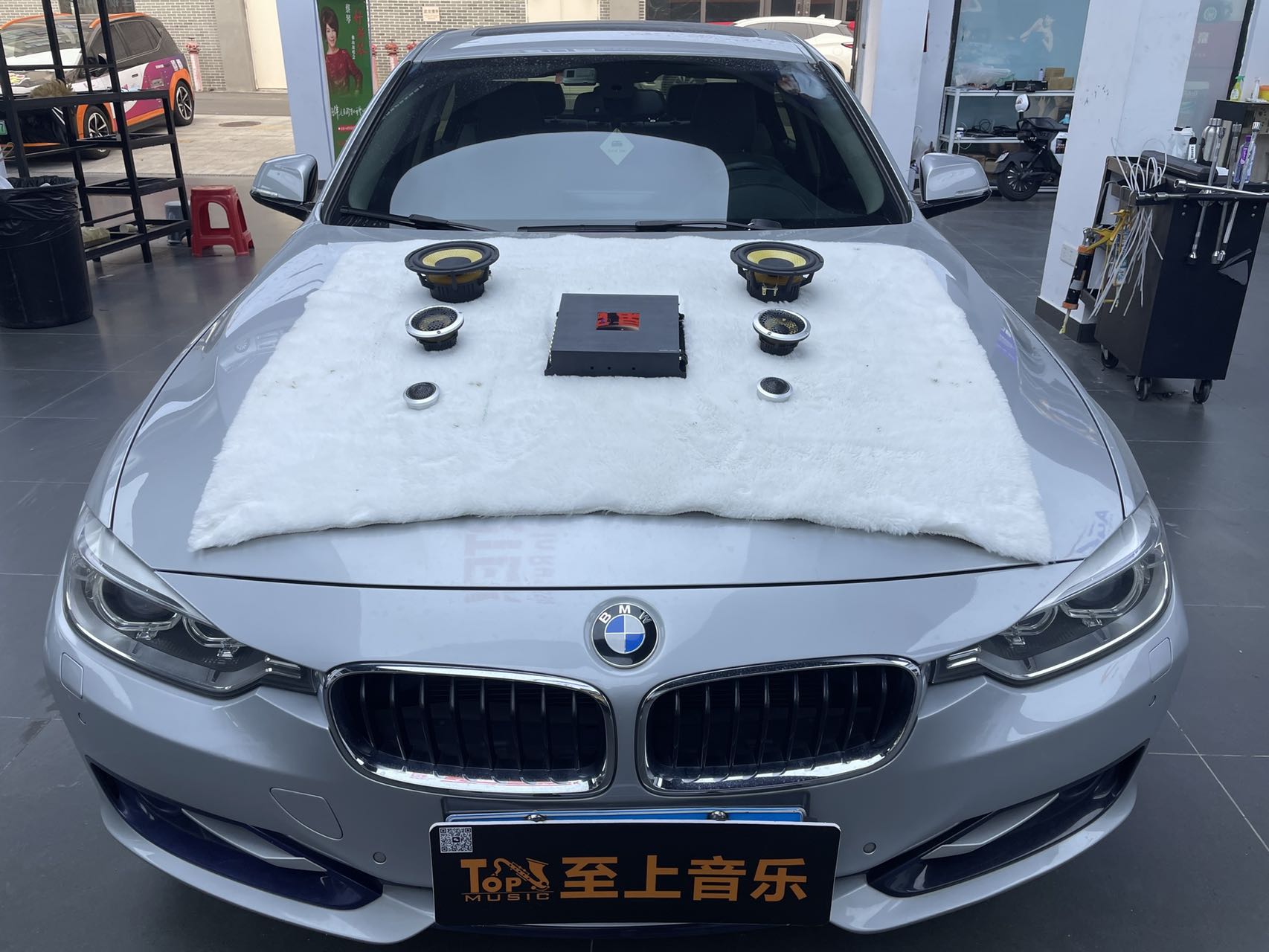 寶馬328i音響升級(jí)，讓旅途聲動(dòng)人心