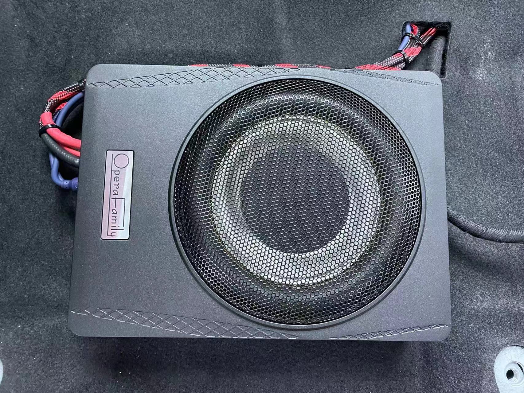 1717579063613514.jpg U2.jpg