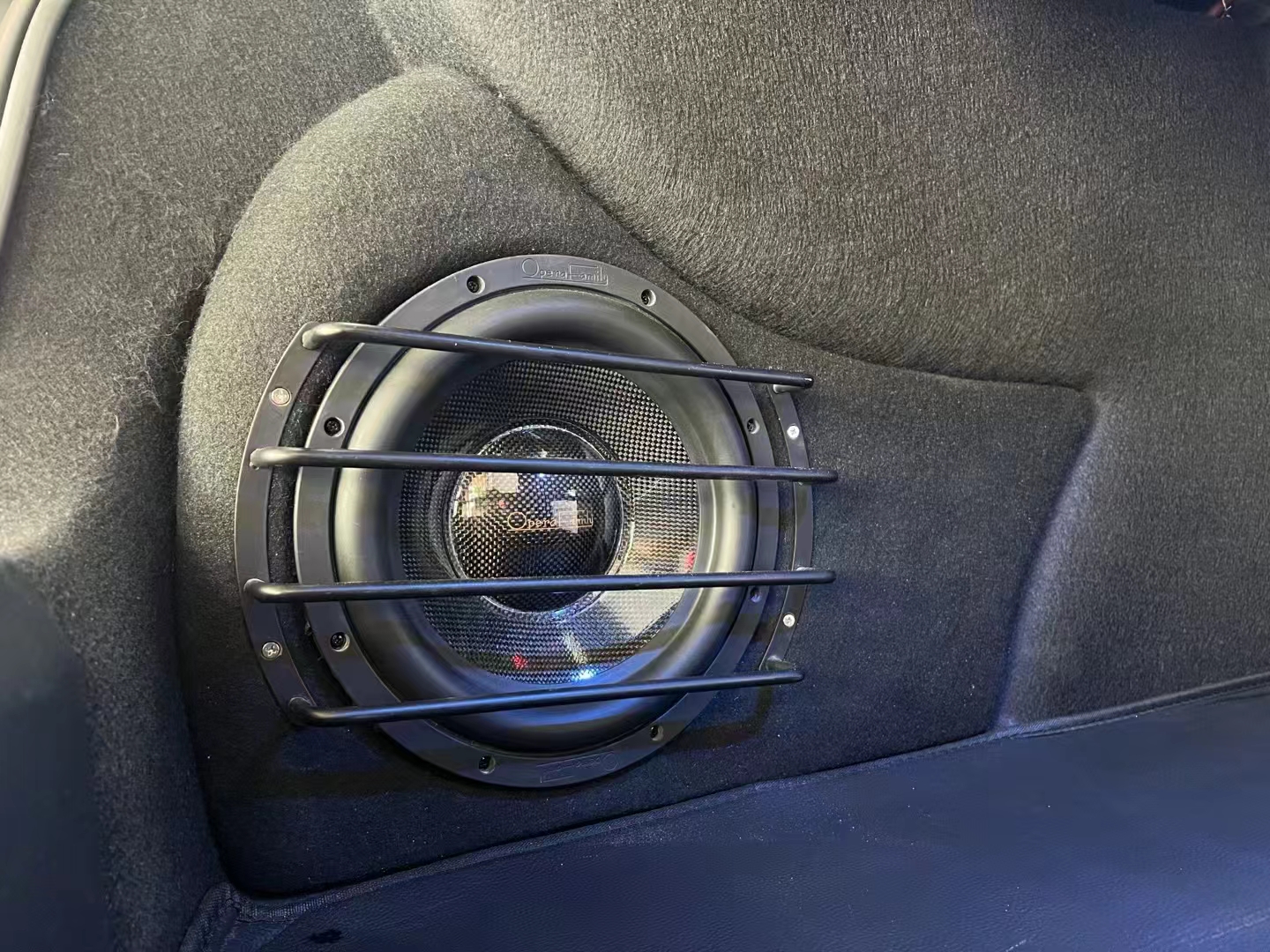 1728956738614866.jpg BW12.jpg