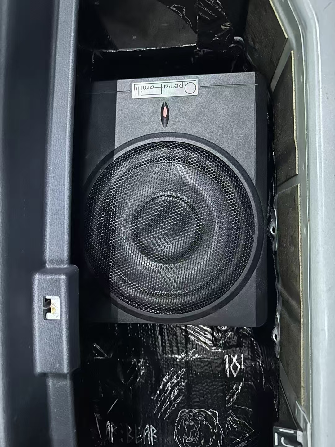 1731720726321140.jpg 歌劇世家U3.jpg